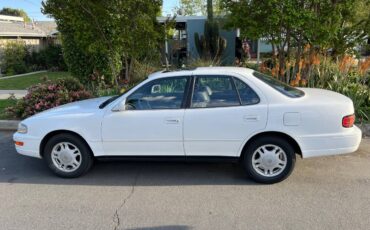Toyota-camry-1993-10