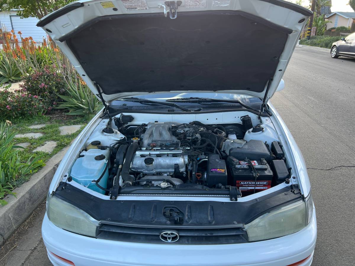 Toyota-camry-1993-18