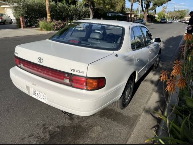 Toyota-camry-1993-2