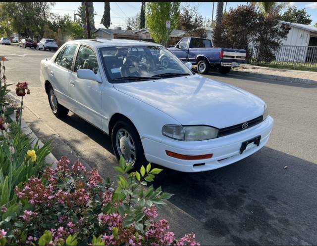 Toyota-camry-1993