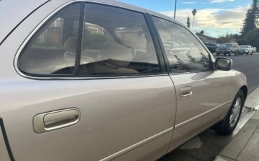 Toyota-camry-1995-11