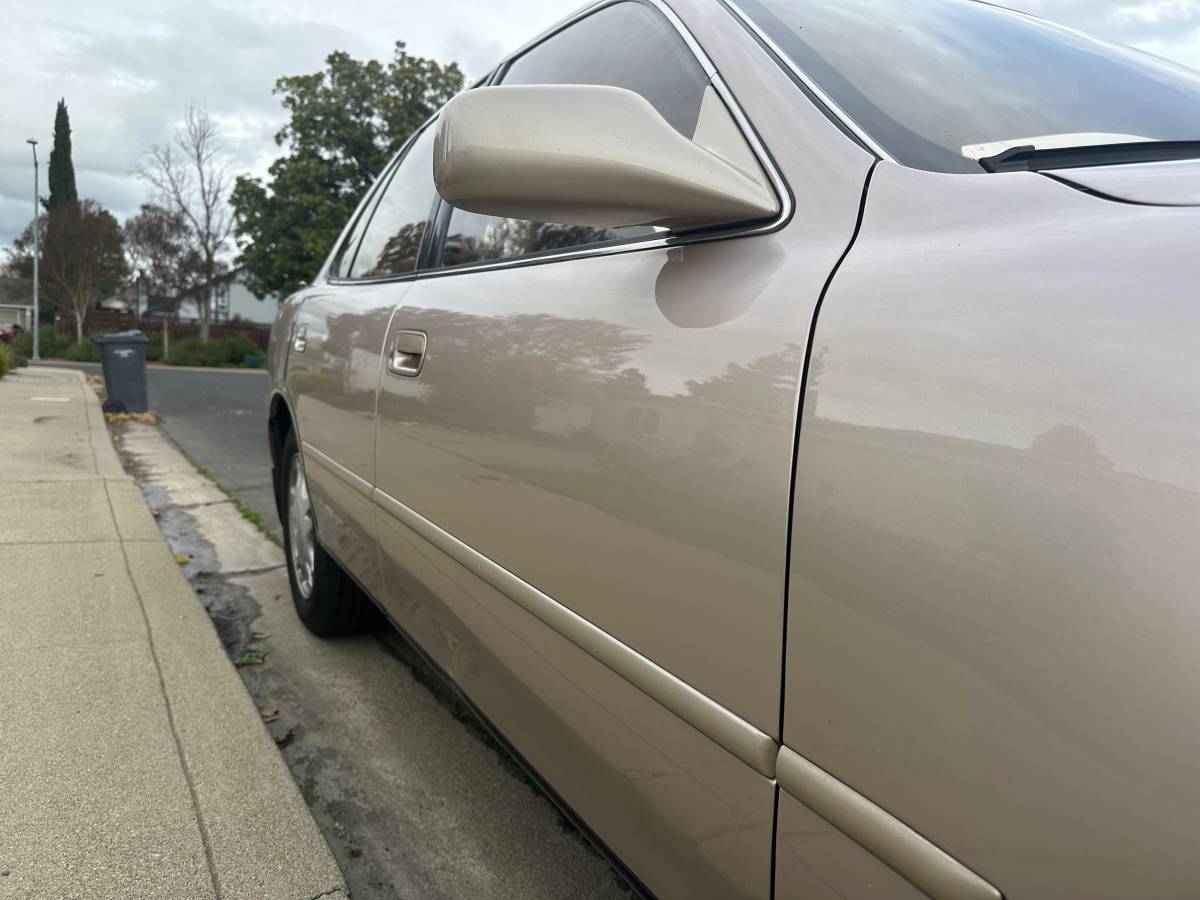 Toyota-camry-1995-12