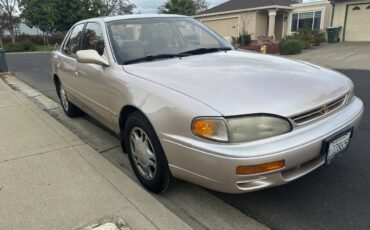 Toyota-camry-1995-14
