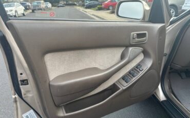 Toyota-camry-1995-15