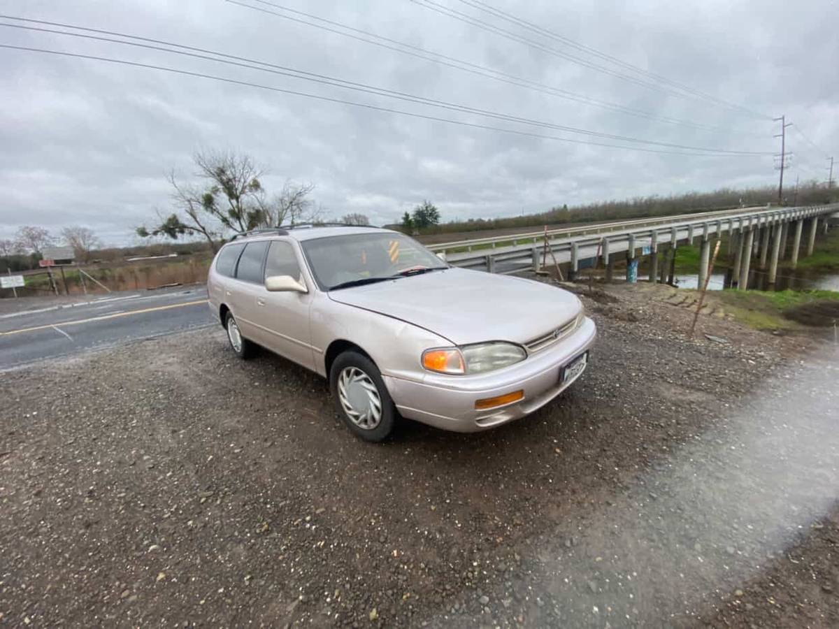 Toyota-camry-1995-2