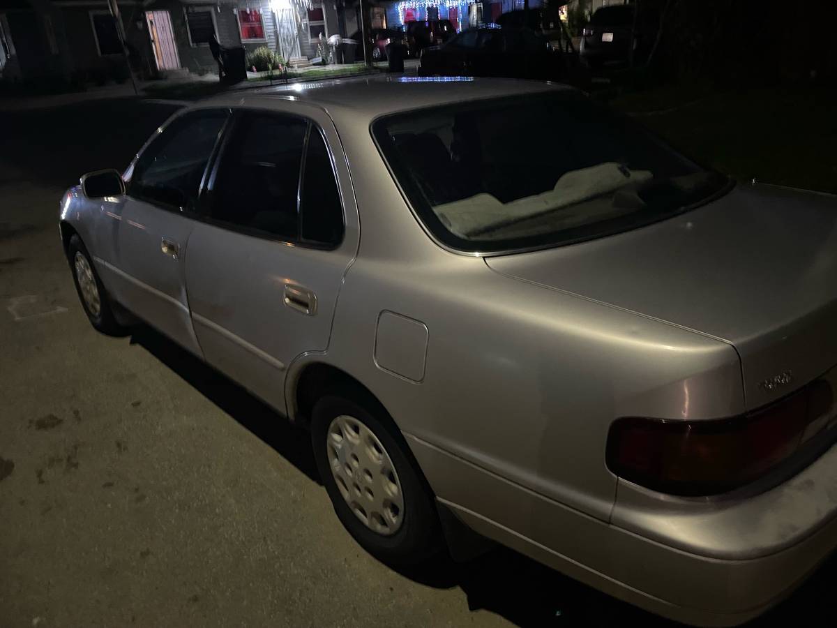 Toyota-camry-1996-brown-3