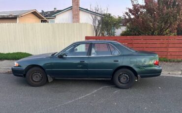 Toyota-camry-1996-green-1