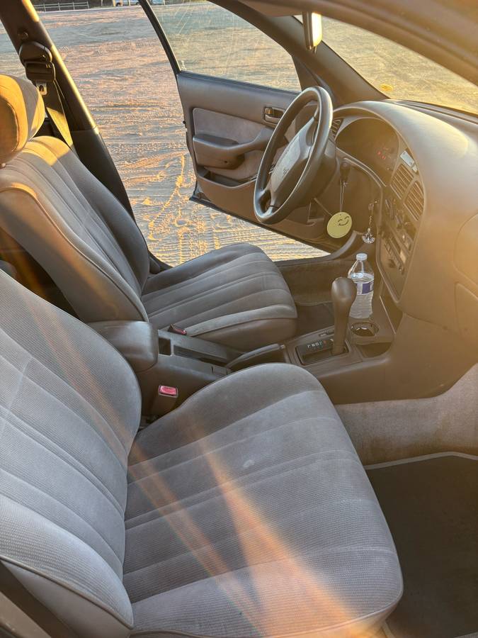 Toyota-camry-1996-green-3