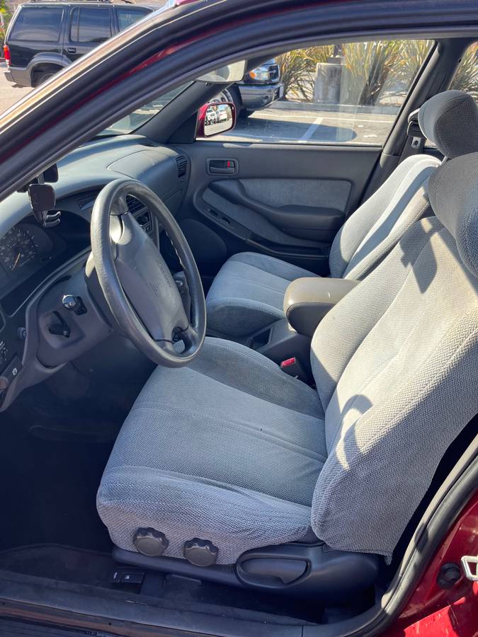 Toyota-camry-le-1994-5