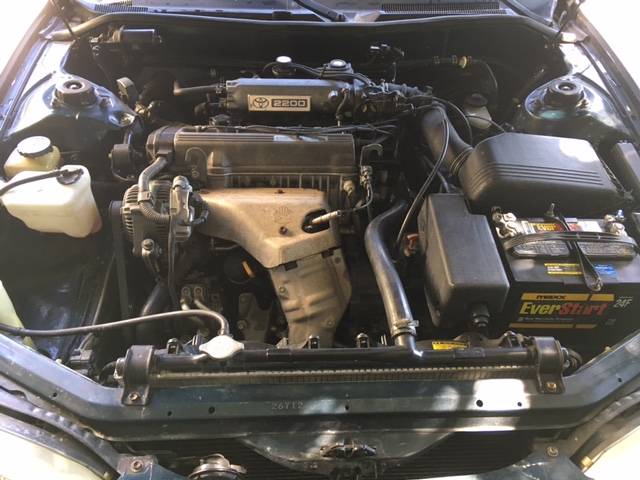 Toyota-camry-le-1995-green-10