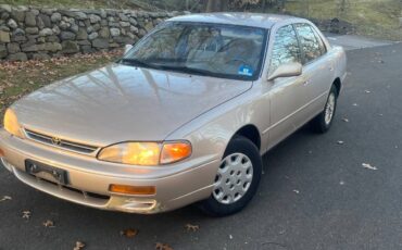 Toyota-camry-le-1996