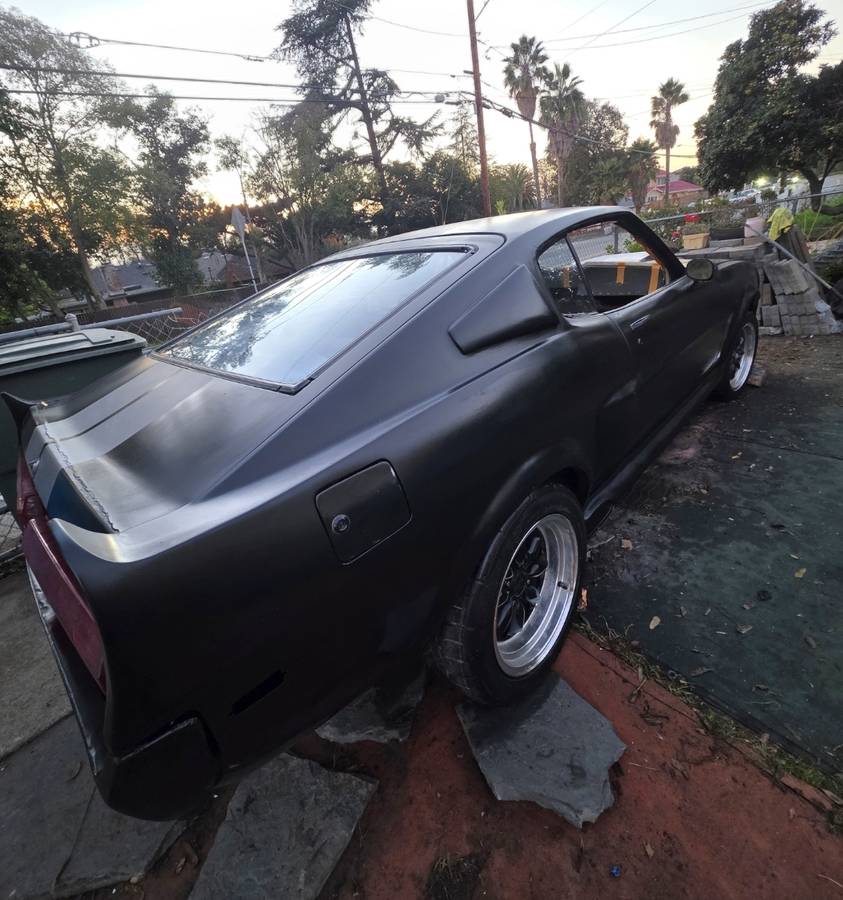 Toyota-celica-1977-black-10