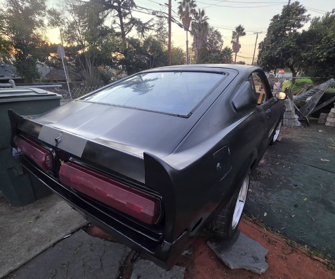 Toyota-celica-1977-black-3