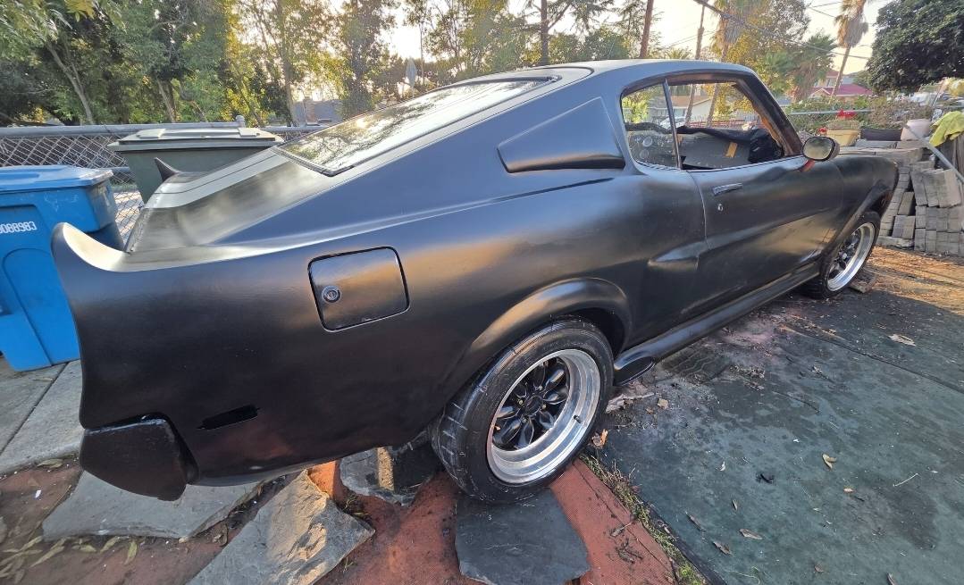 Toyota-celica-1977-black-7