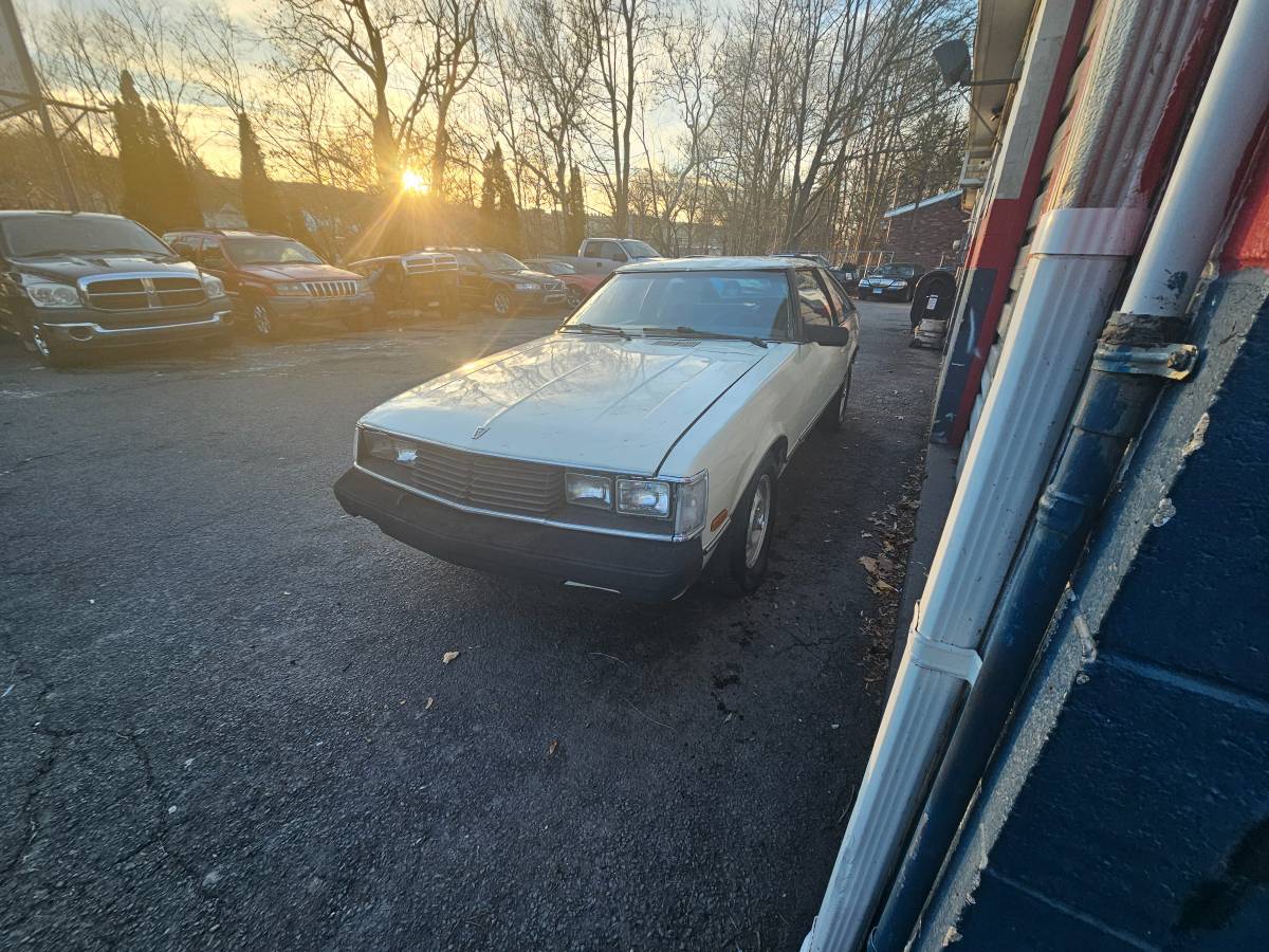 Toyota-celica-1981-white-3