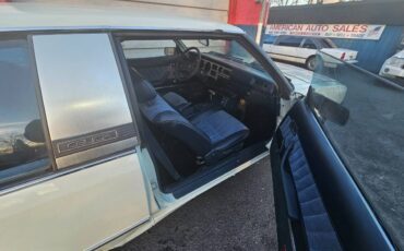 Toyota-celica-1981-white-4