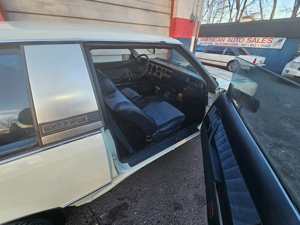 Toyota-celica-1981-white-4