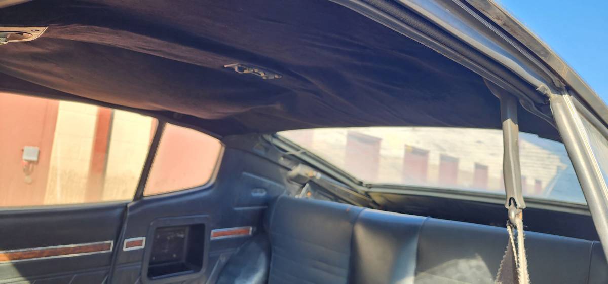 Toyota-celica-gt-1977-14