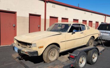 Toyota-celica-gt-1977-4