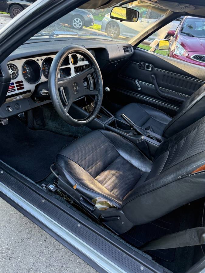 Toyota-celica-gt-1978-silver-11