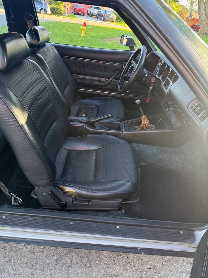 Toyota-celica-gt-1978-silver-2