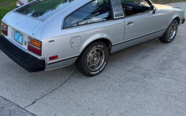 Toyota-celica-gt-1978-silver