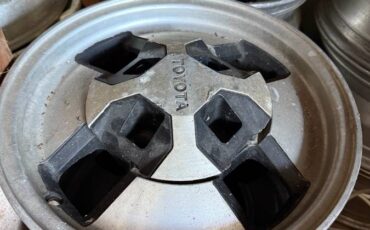 Toyota-celica-gt-1978-silver-6