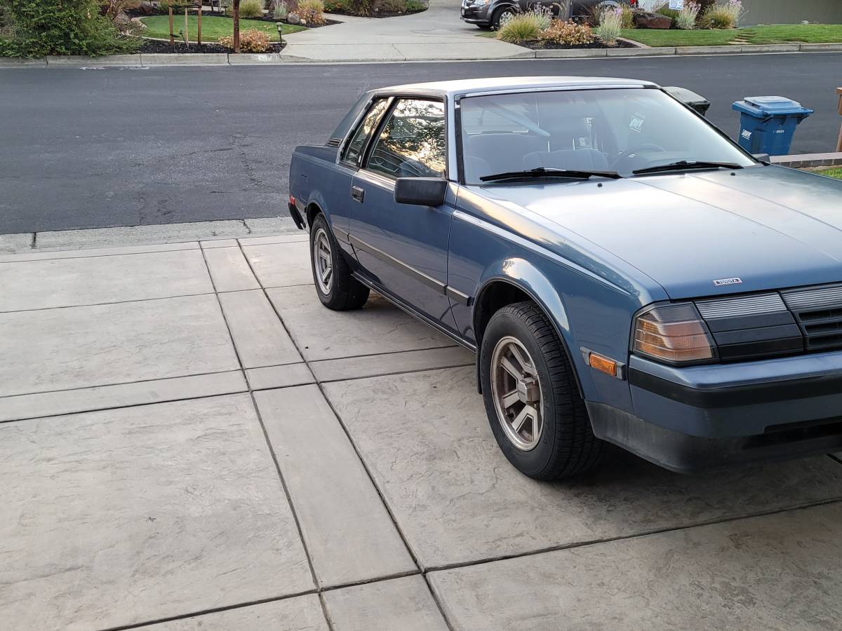 Toyota-celica-gt-1984-blue-1
