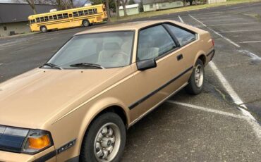 Toyota-celica-gt-1984-brown