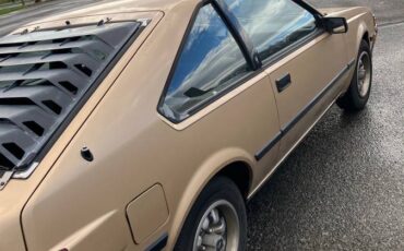 Toyota-celica-gt-1984-brown-6