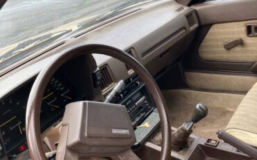 Toyota-celica-gt-1984-brown-9