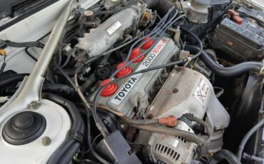 Toyota-celica-gt-convertible-1988-white-23