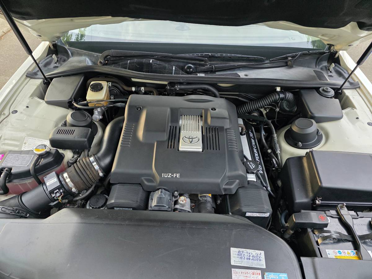 Toyota-celsior-1996-12