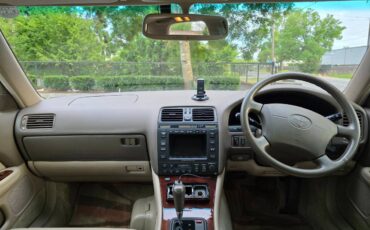 Toyota-celsior-1996-3