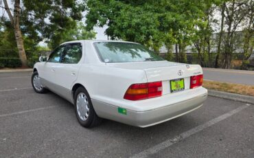 Toyota-celsior-1996-9