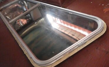 Toyota-chinook-1977-silver-19