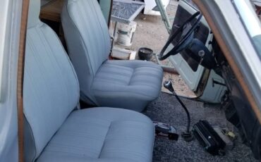 Toyota-chinook-1977-silver-2