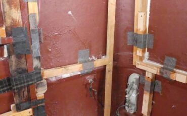 Toyota-chinook-1977-silver-5