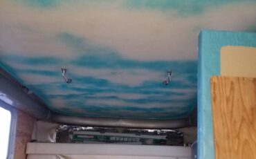 Toyota-chinook-1977-silver-9