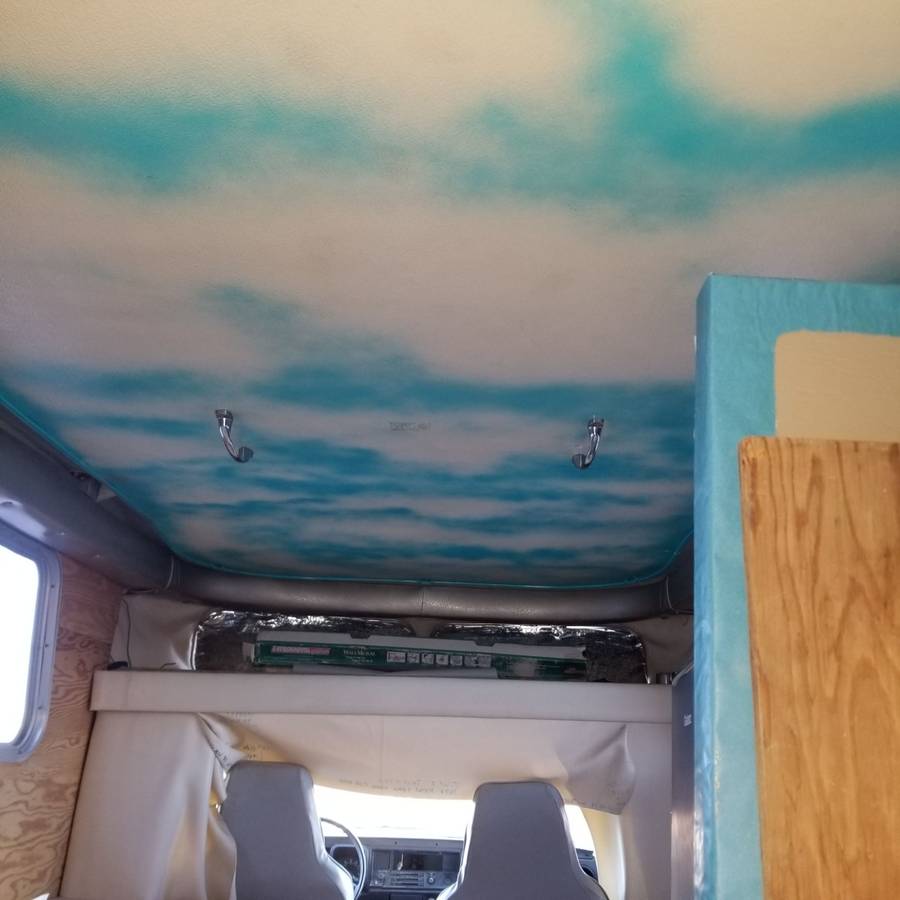 Toyota-chinook-1977-silver-9