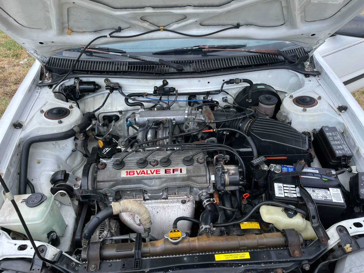 Toyota-corolla-1992-white-20