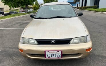 Toyota-corolla-1994-brown-1
