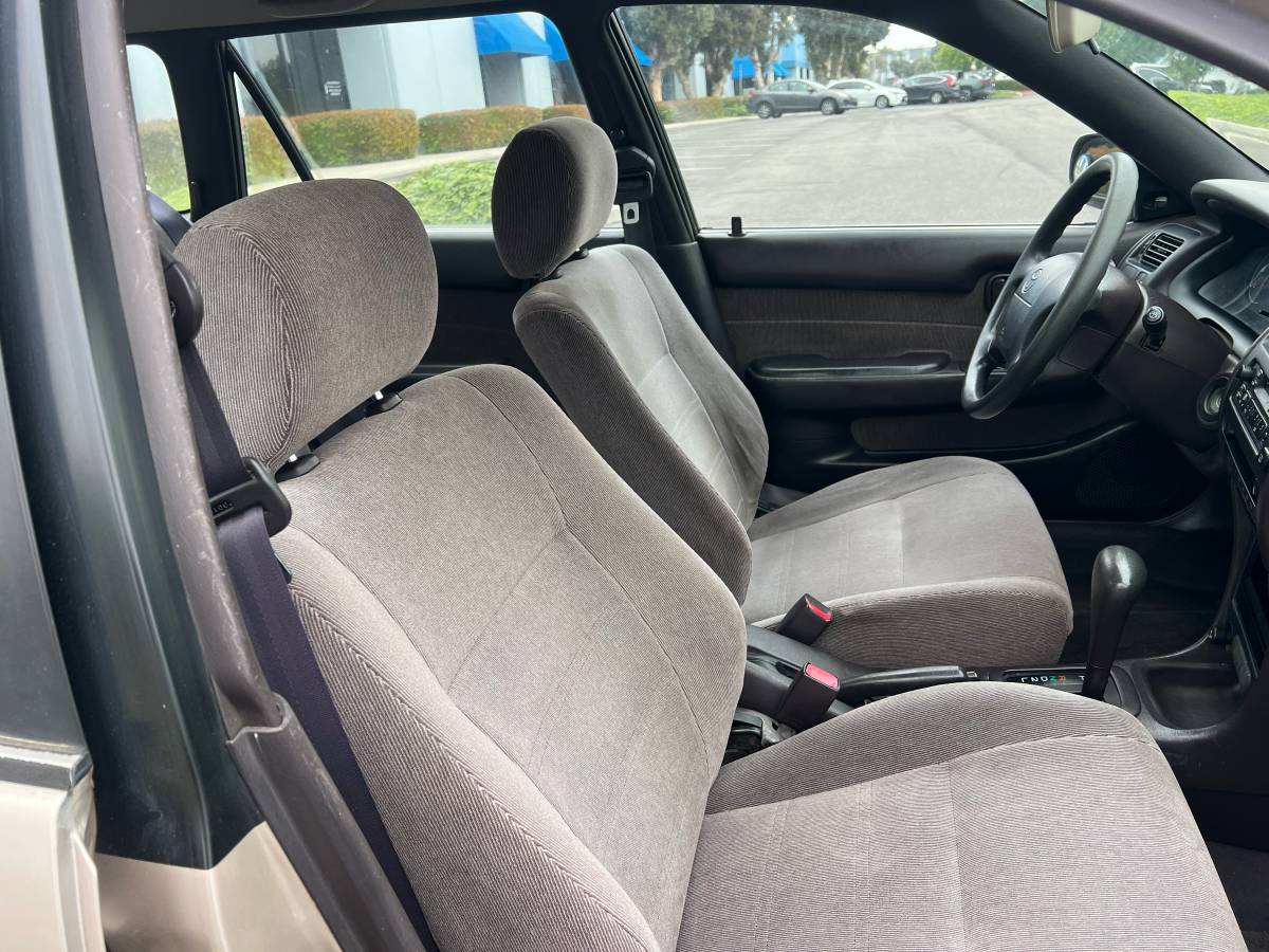 Toyota-corolla-1994-brown-12