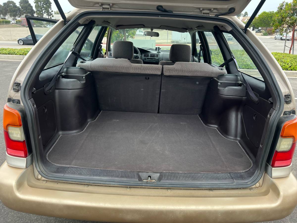 Toyota-corolla-1994-brown-15