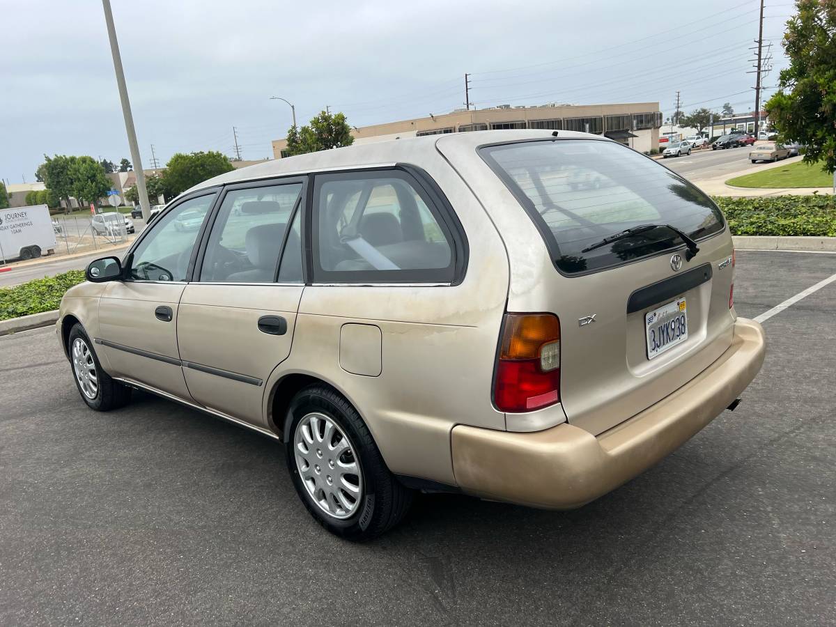 Toyota-corolla-1994-brown-20