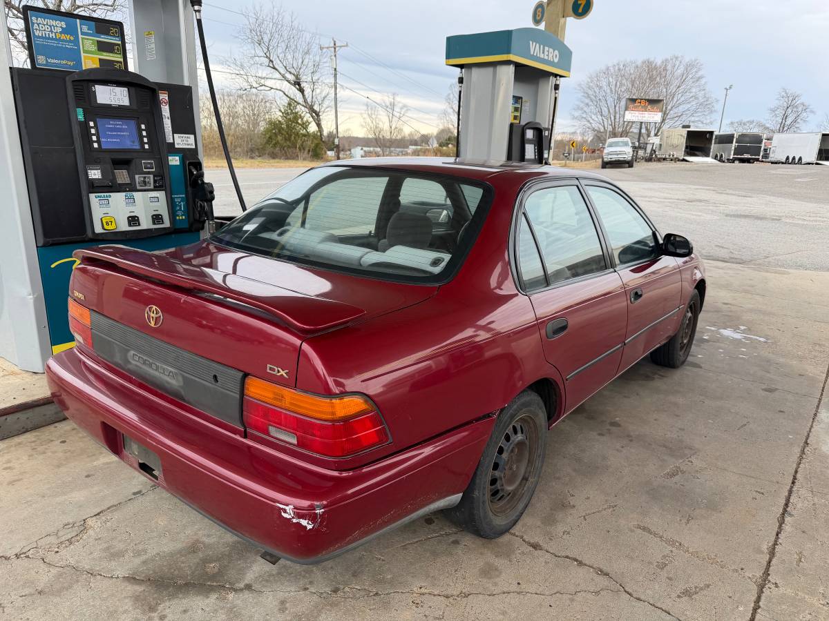 Toyota-corolla-1994-red-2