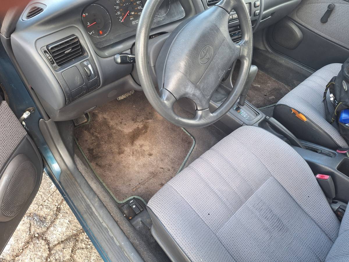 Toyota-corolla-le-1993-4