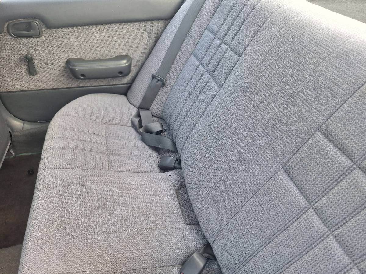 Toyota-corolla-le-1993-6