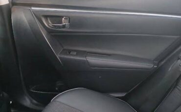 Toyota-corolla-se-1914-grey-10