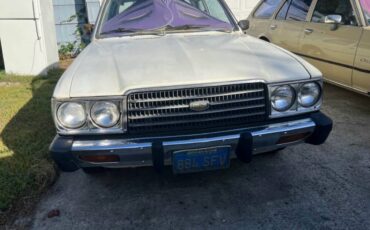 Toyota-corona-1977-white-2